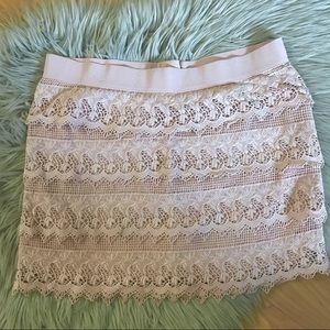 💢SOLD💢American eagle pink lace skirt
